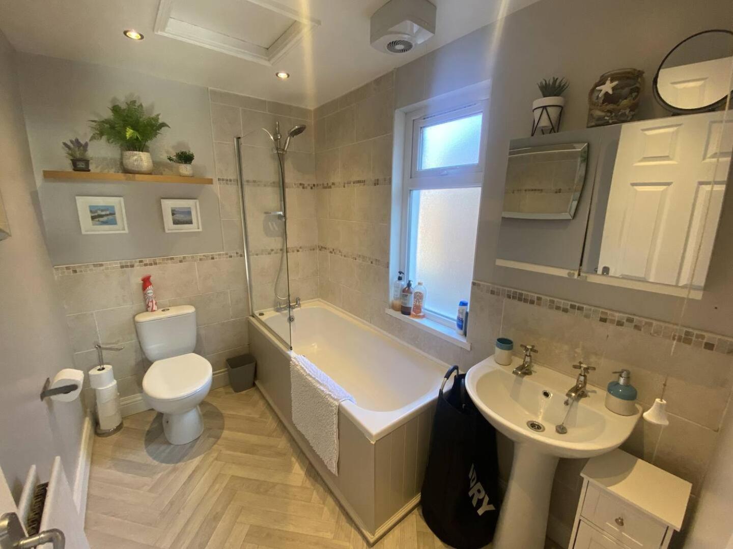 2Br Cozy Duplex Villa Belfast Exterior photo