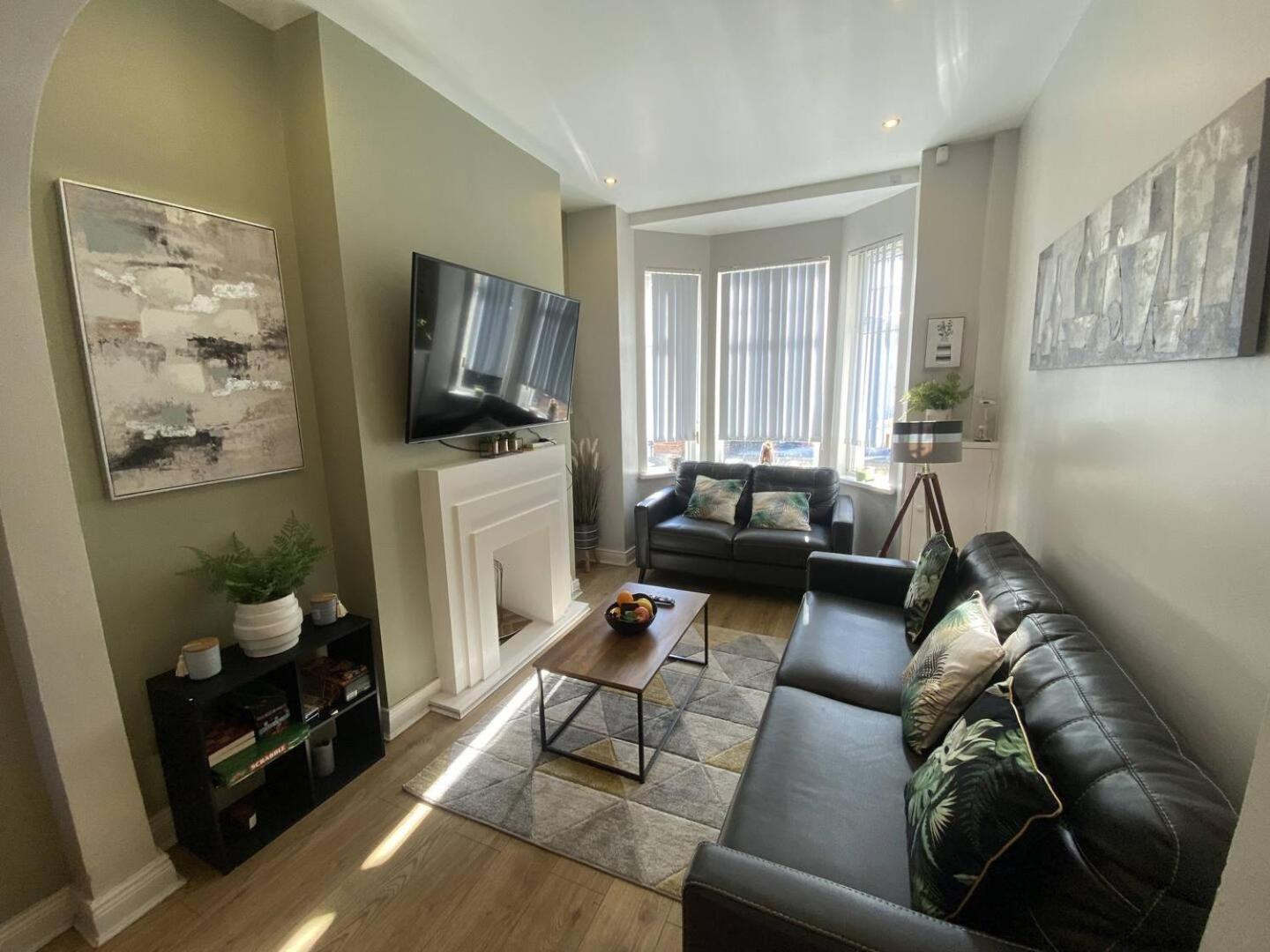 2Br Cozy Duplex Villa Belfast Exterior photo